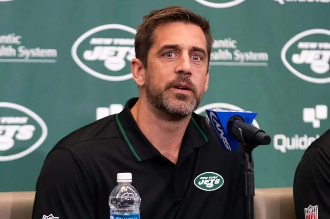 Jets QB Aaron Rodgers Sits With Pre Practice Calf Injury SportsHub