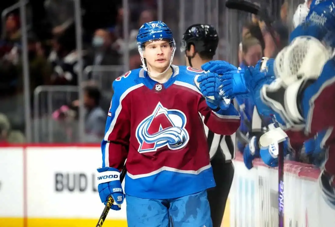 Avalanche coach: Artturi Lehkonen (finger) out 4-6 weeks - SportsHub