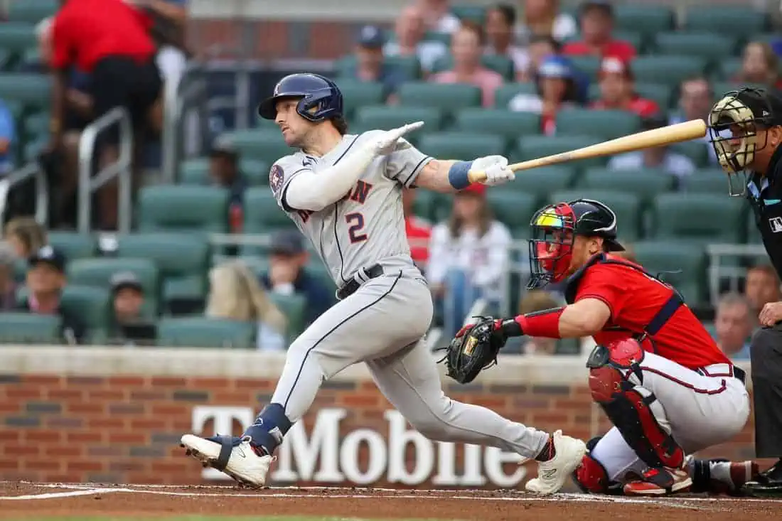 Yordan Alvarez's HR Caps Astros' Comeback Win Over Braves - SportsHub