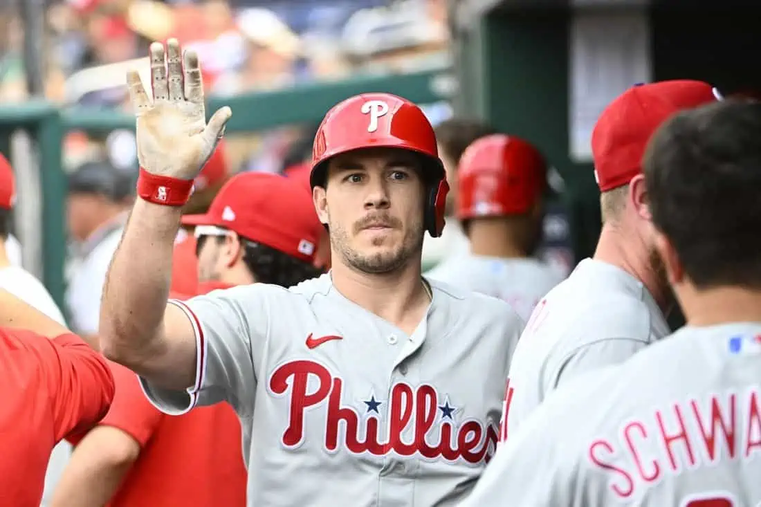 J.T. Realmuto HR Gets Phillies Past Nationals