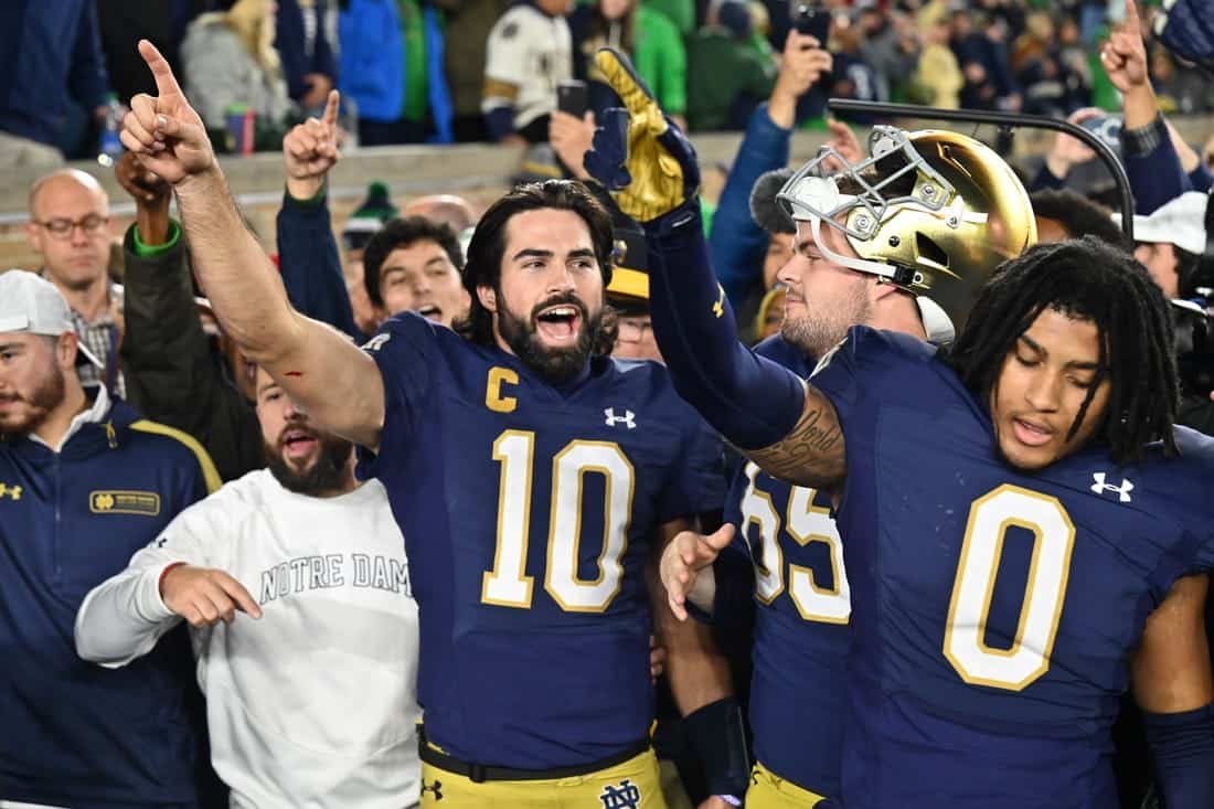 Top 25 roundup: No. 21 Notre Dame shuts down Caleb Williams, No. 10 USC ...