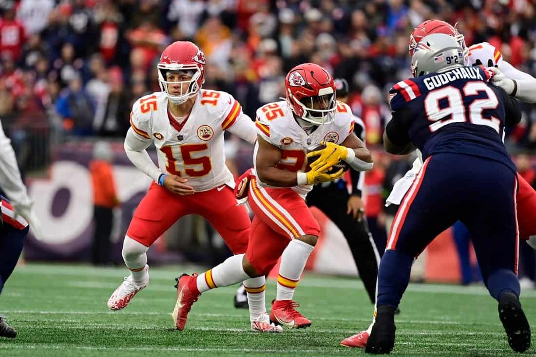 Patrick Mahomes, Chiefs find a rhythm, drop Patriots - SportsHub